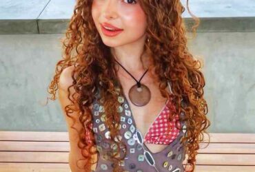 Sunday Kalogeras Wiki, Bio, Age, Height, Boyfriend, Photos, & More