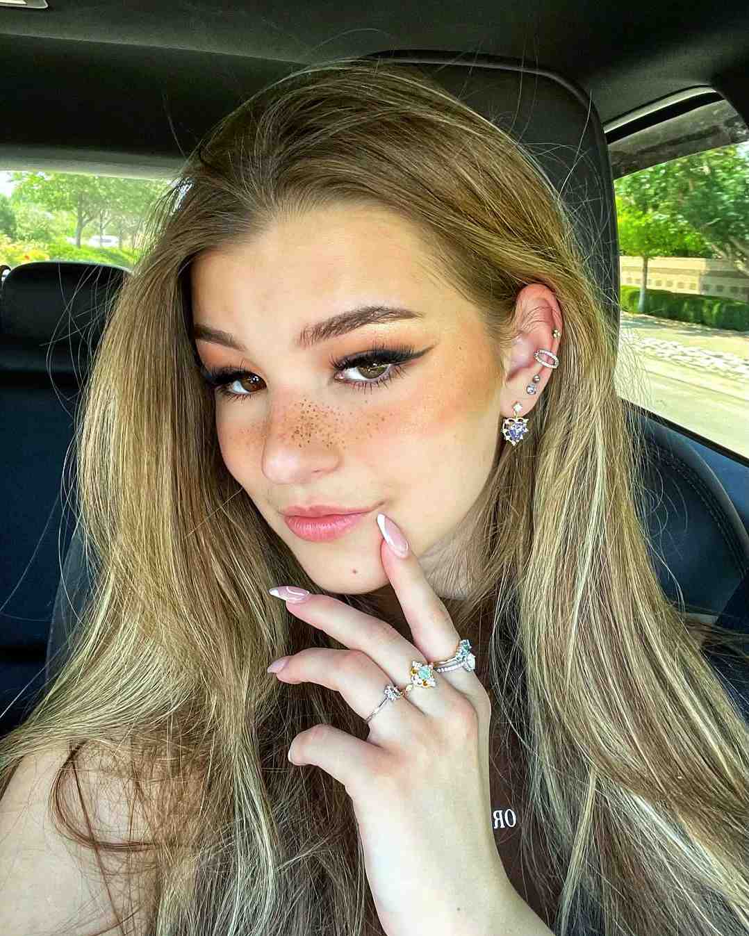 Brooke Monk - Wiki, Bio, Age, Height, Boyfriend, Net Worth & more