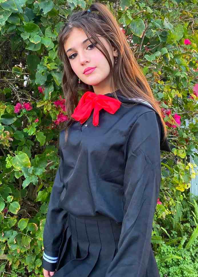 Jenny Popach (Roselie Arritola) Images