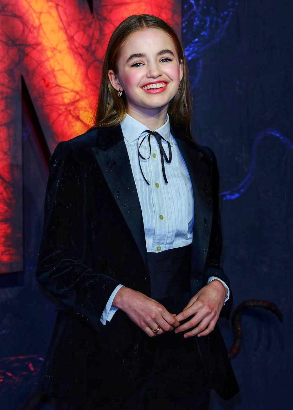 Nell Fisher - Wiki, Bio, Age, Height, Boyfriend, Net Worth, Images & more