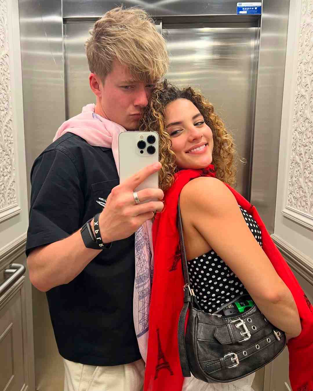 Sofie Dossi and her boyfriend Sam Golbach